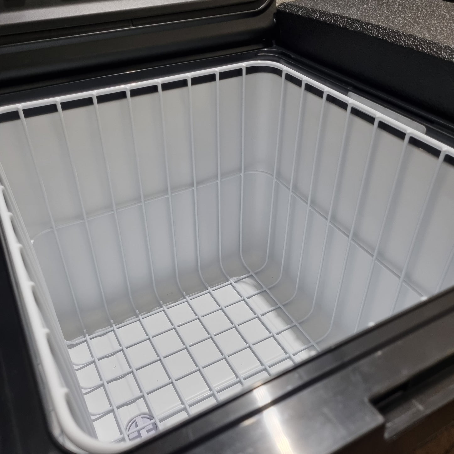 Flex K.I.D 95 Dual Zone – Ultimate Portable Fridge Freezer for Hassle-Free Adventures